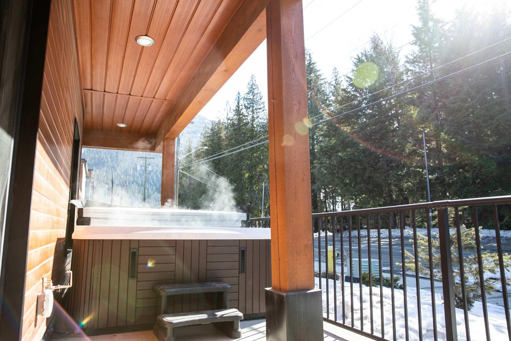 Absolutely Revy - Ground Level In Revelstoke