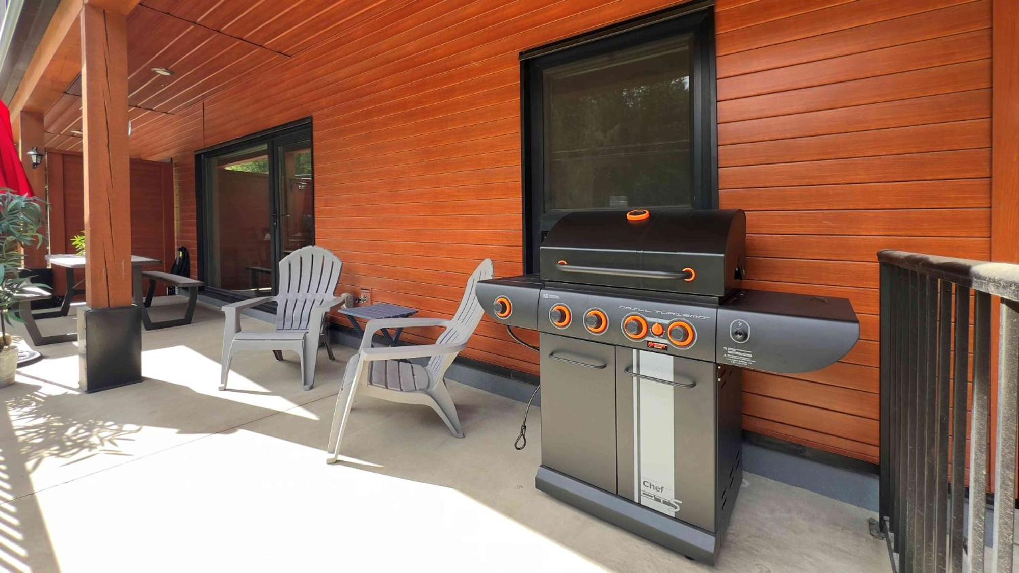 Al's Escape By Vacations Apartment Revelstoke