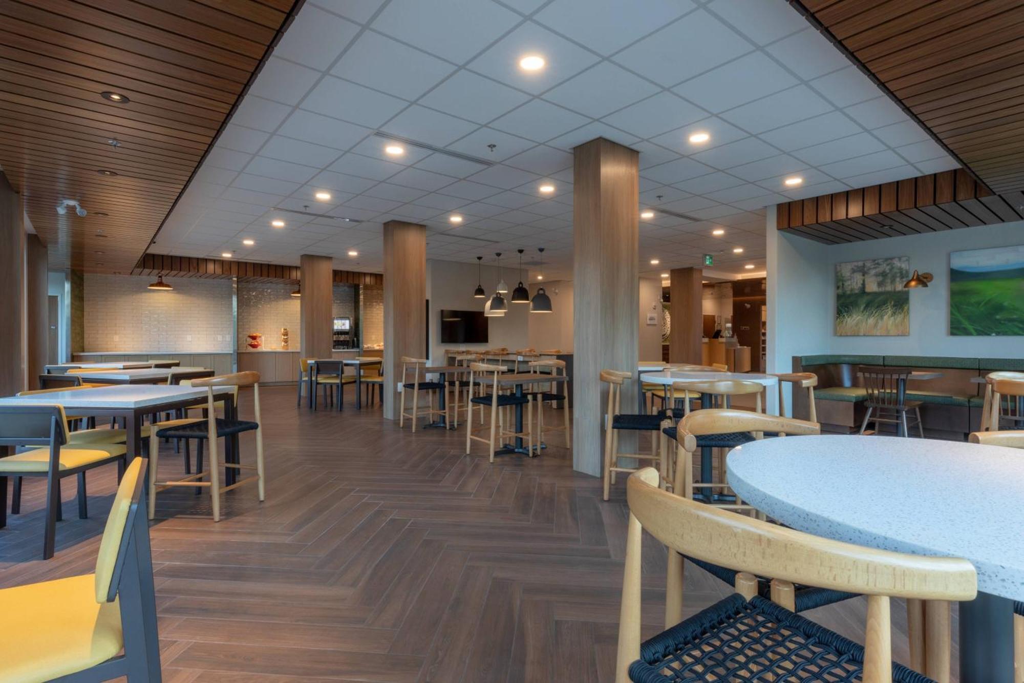Fairfield By Marriott & Revelstoke