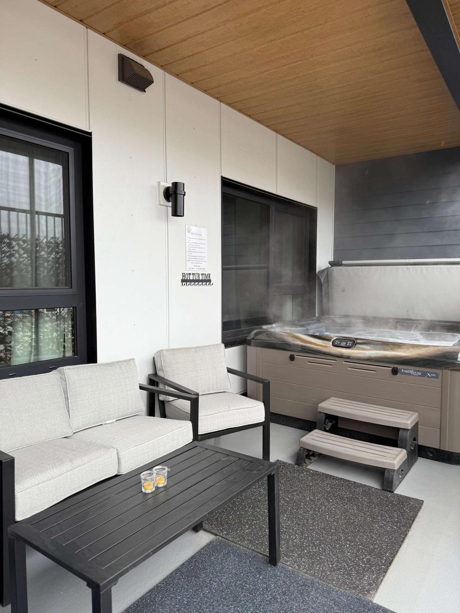 Holiday home Marvel - Two Bedroom With Hot Tub *