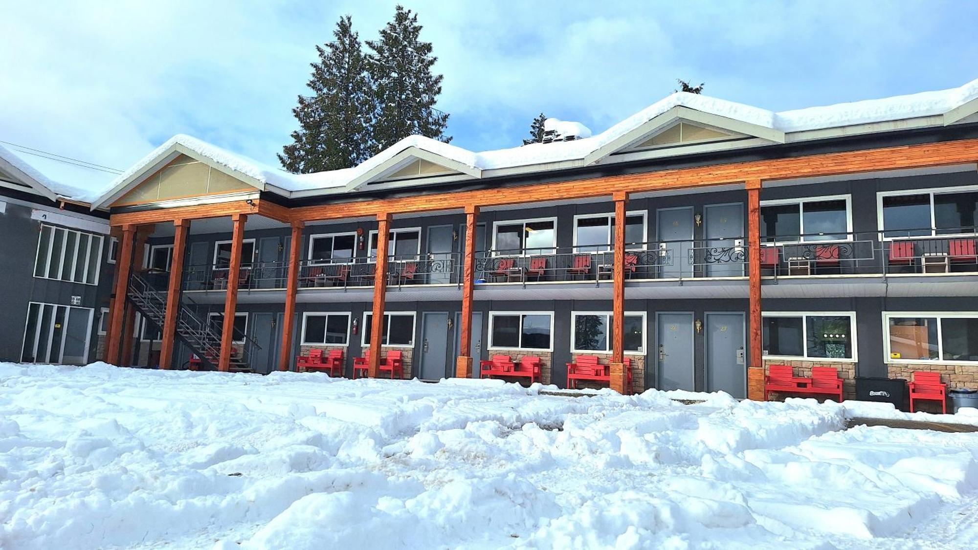 Motel Alpine & Revelstoke