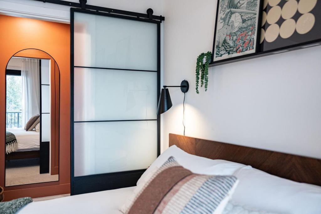 Knuckle Hucks By Vacations Apartment Revelstoke