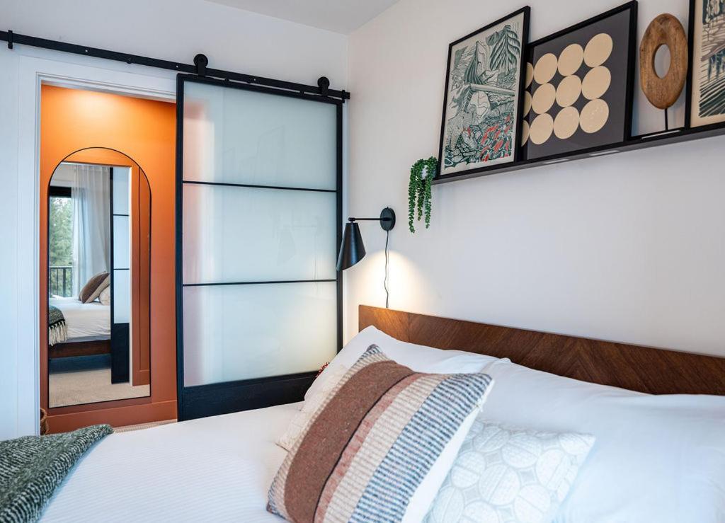Knuckle Hucks By Vacations Apartment *