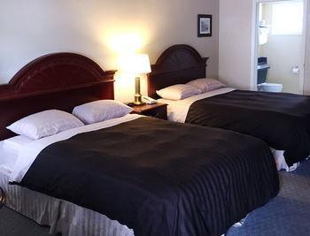 Revelstoke Lodge 2*