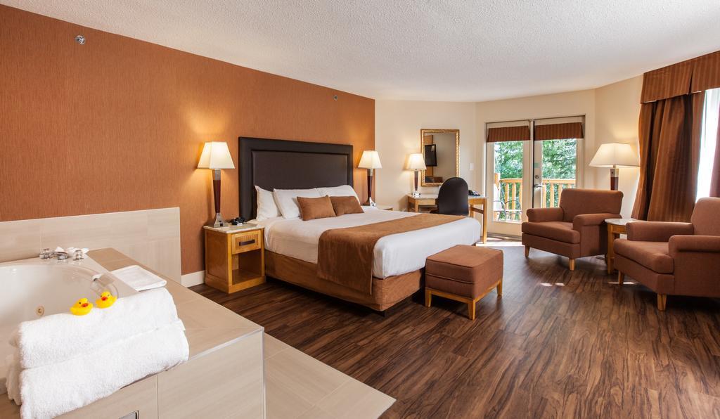 Coast Hillcrest Hotel