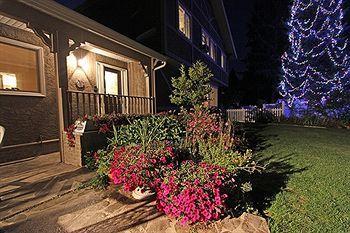 Alpenrose Revelstoke Bed & Breakfast Revelstoke