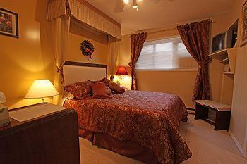 Bed & Breakfast Alpenrose Revelstoke Bed & Breakfast Revelstoke