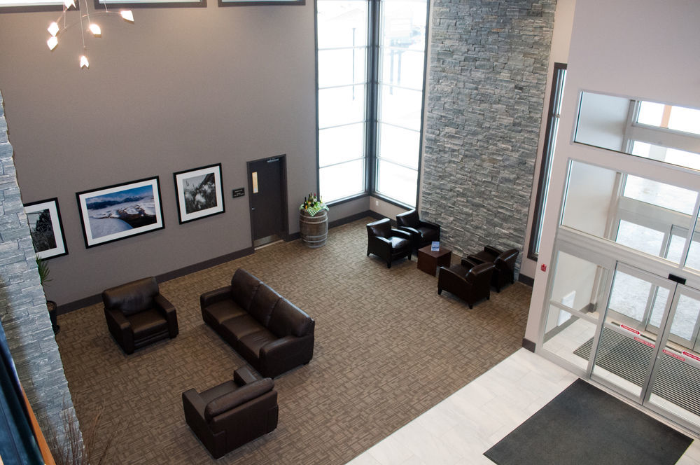 Western 4* Revelstoke