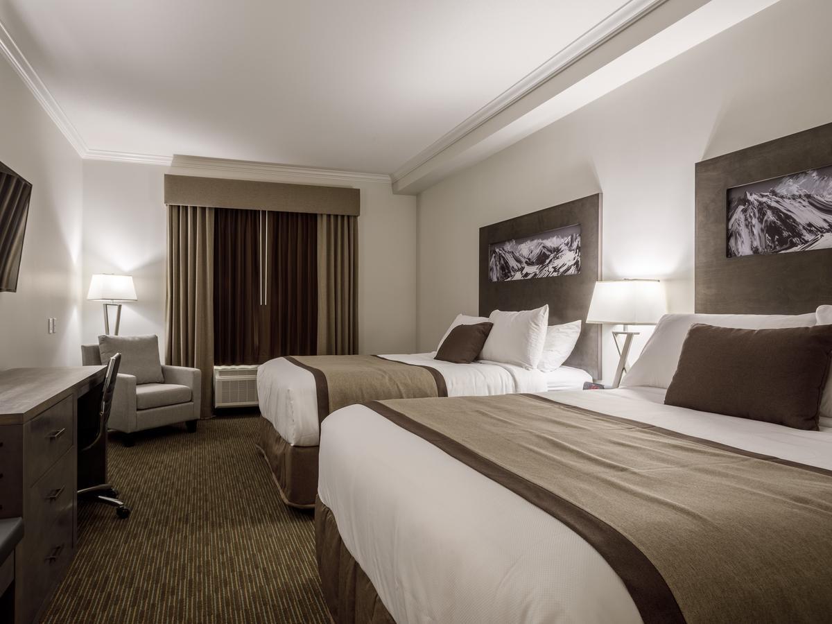 Ramada By Wyndham Revelstoke Revelstoke