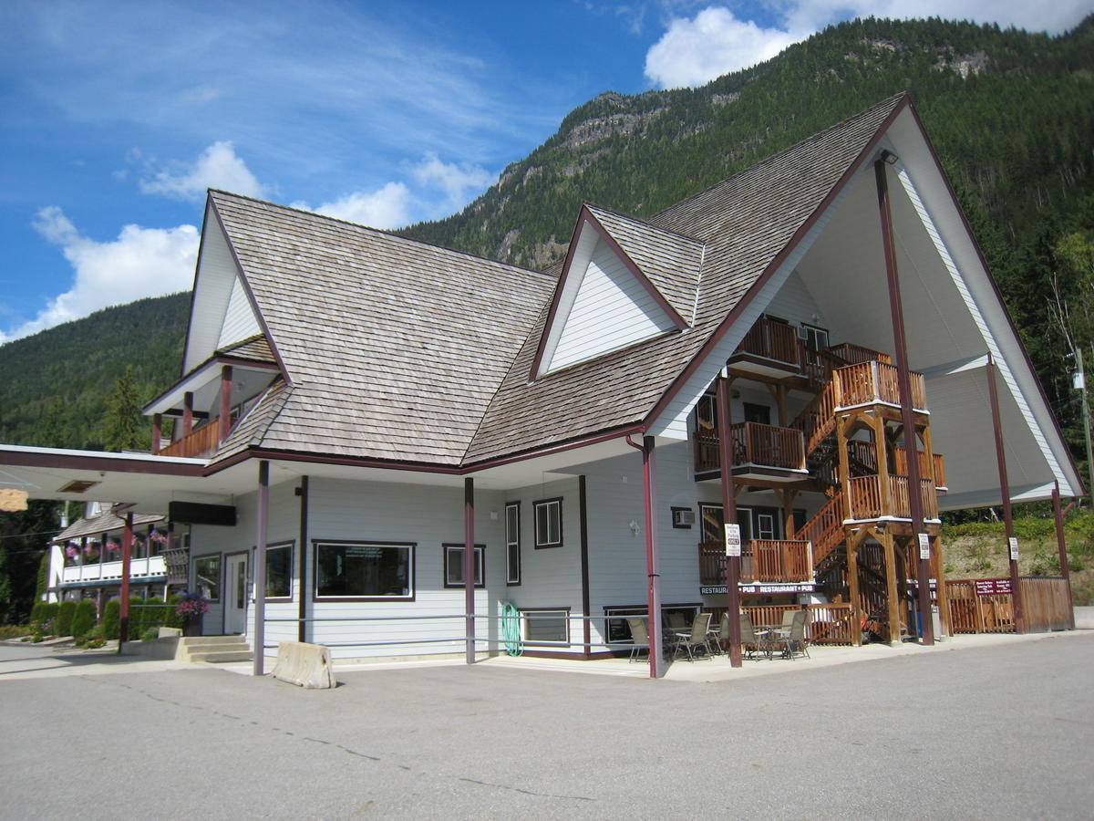 Peaks Revelstoke