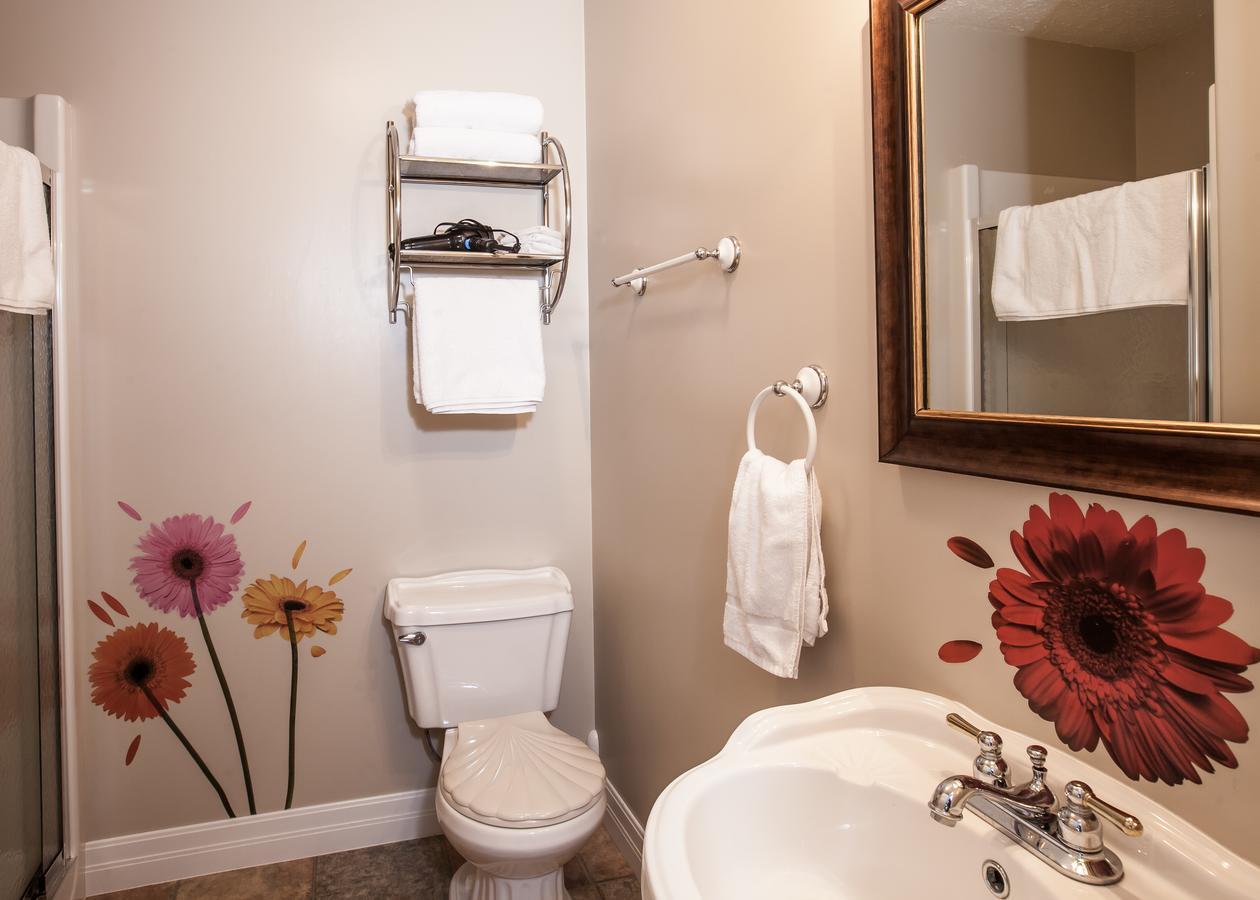7 Acres Bed & Breakfast