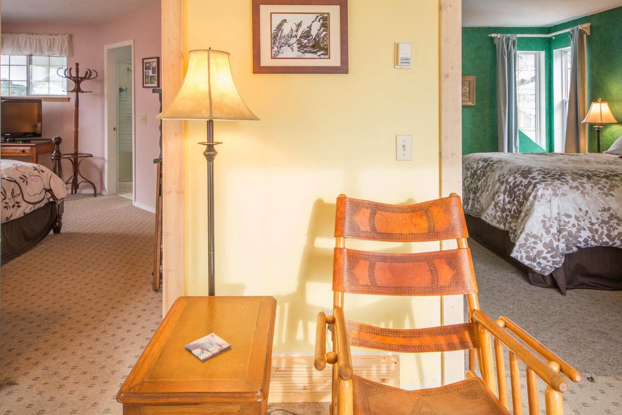 Inn On The River 3*