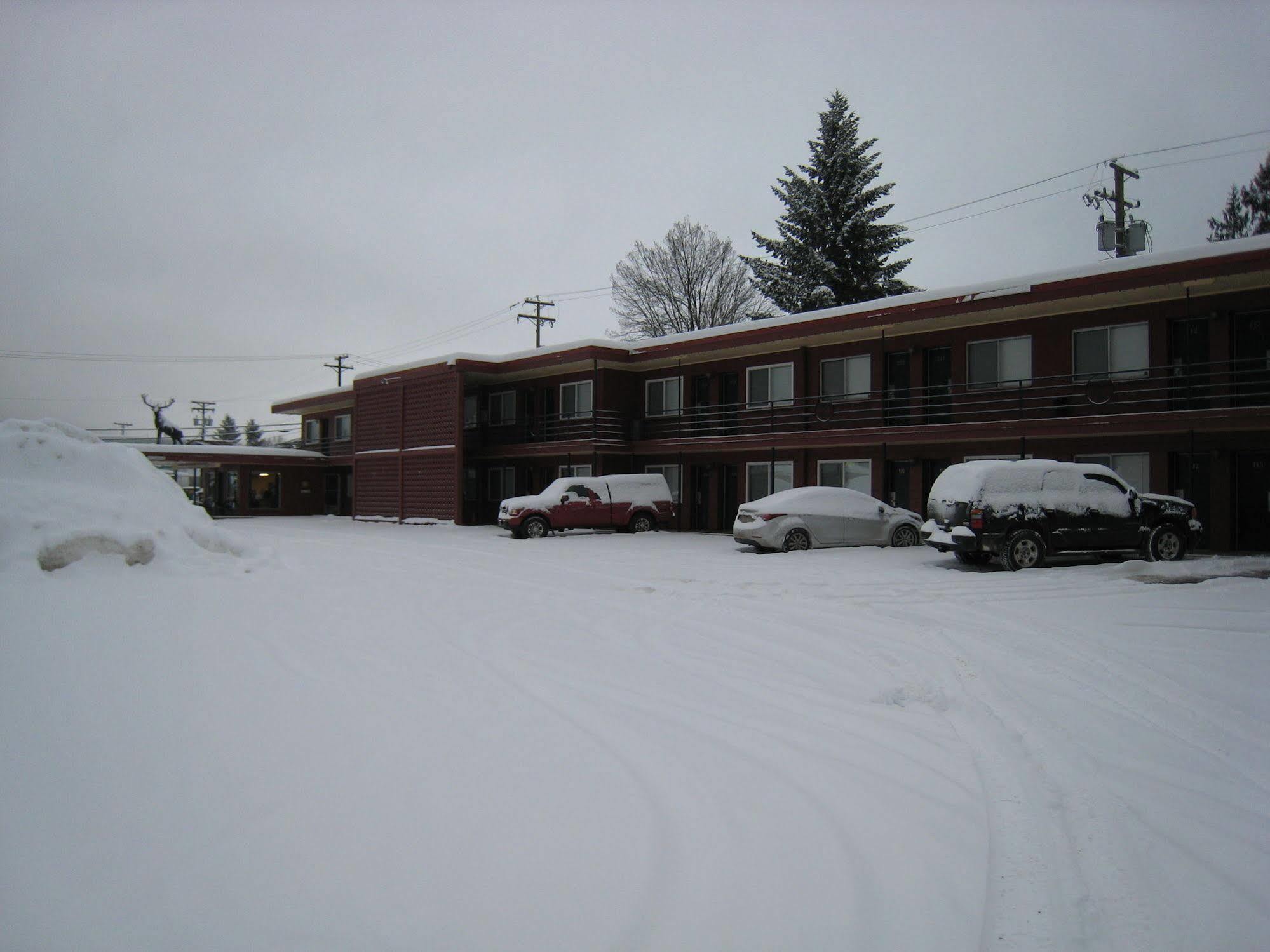 Motel Revelstoke Lodge
