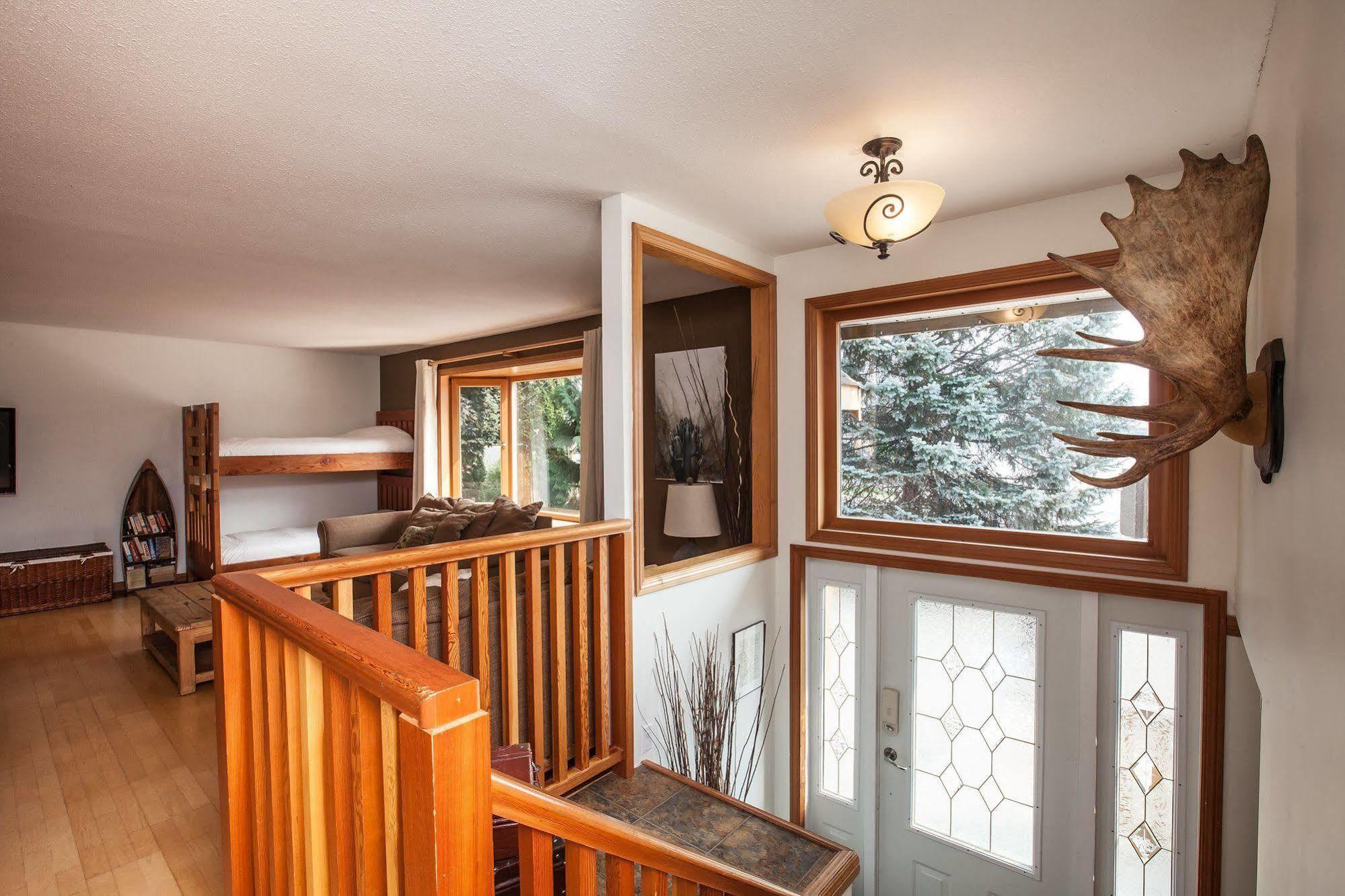 Base Camp Hotel Revelstoke