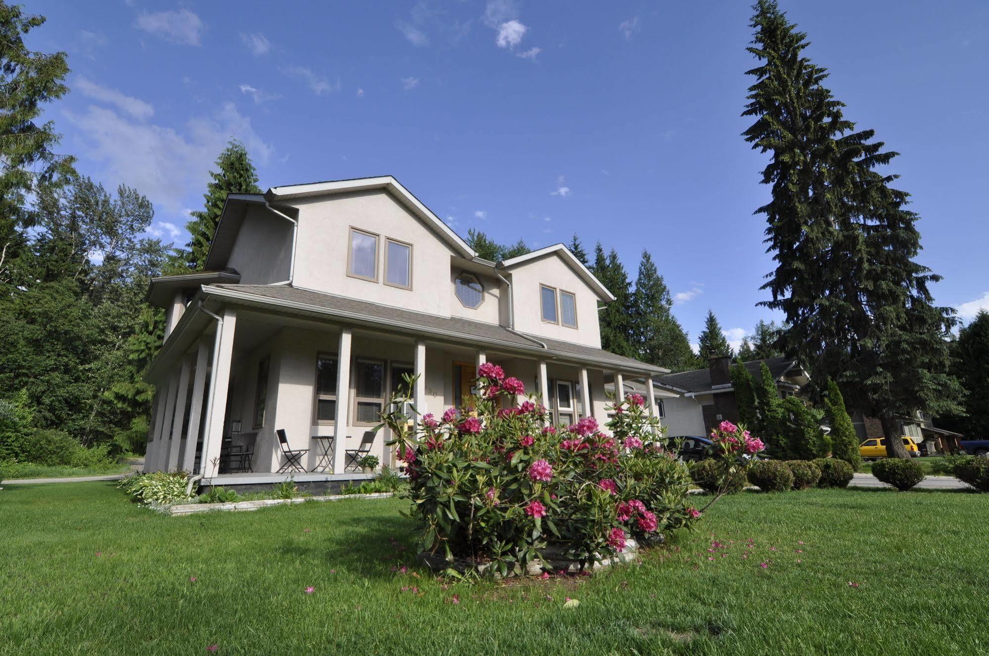 Cornerstone Bed & Breakfast