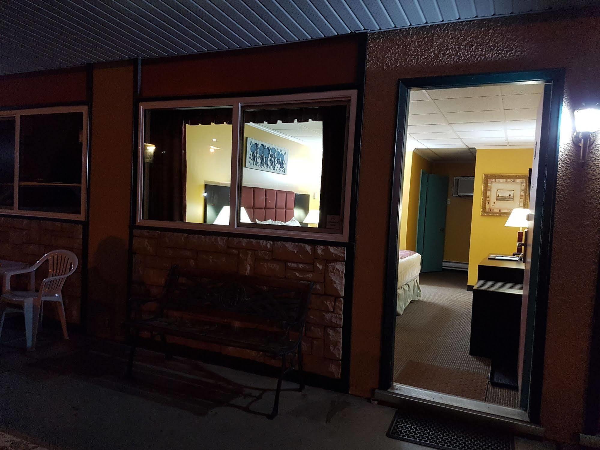 Alpine & Revelstoke