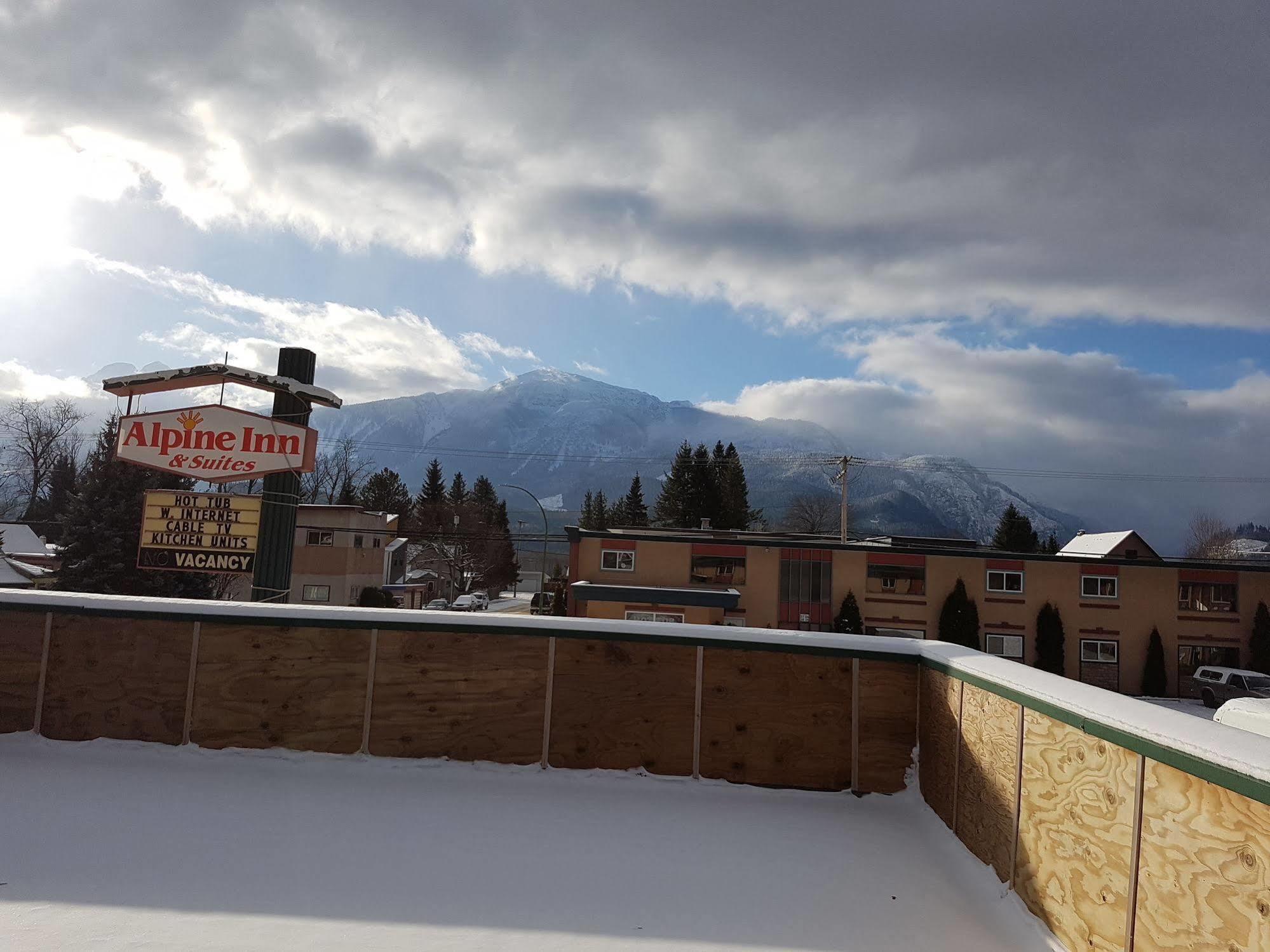 Alpine & Motel