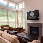 Sutton Place Hotel Revelstoke Mountain Resort