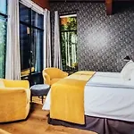 Five Peaks Chalet