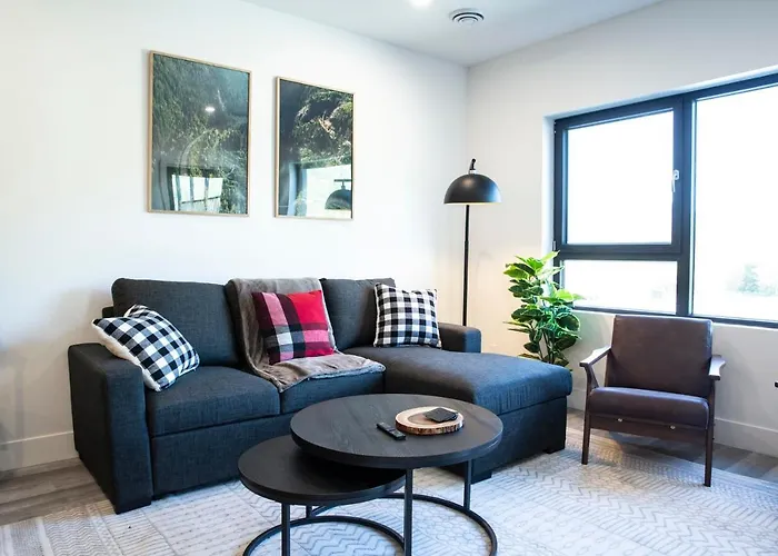 Selkirk Powder Dream - Cozy Condo
