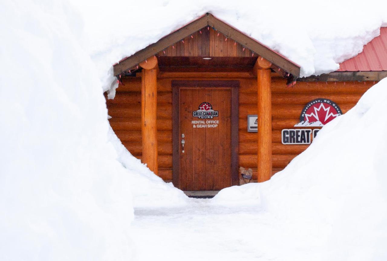 Glacier House & 4* Revelstoke