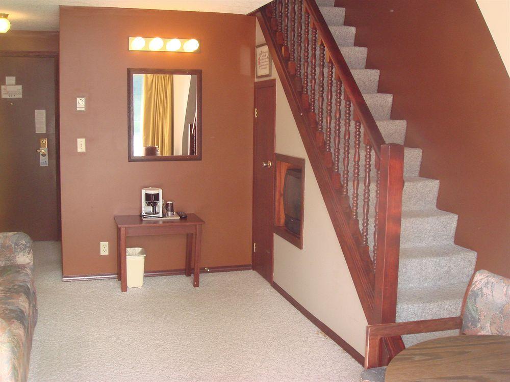 Three Valley Chateau Hotel 3*