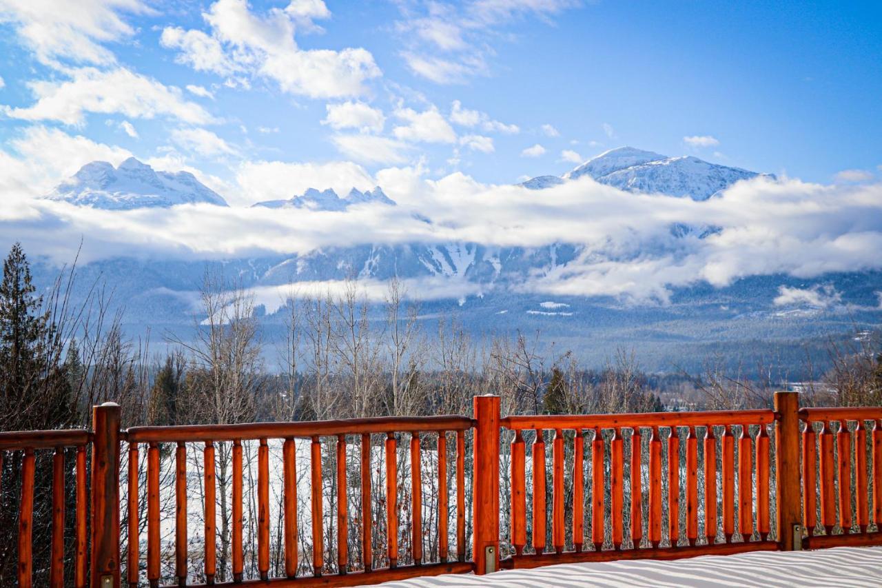 Coast Hillcrest 4* Revelstoke