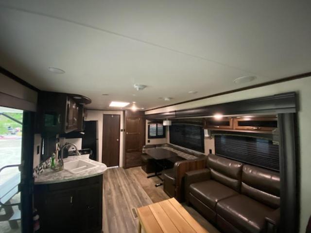 Noah's Ark 2* Revelstoke