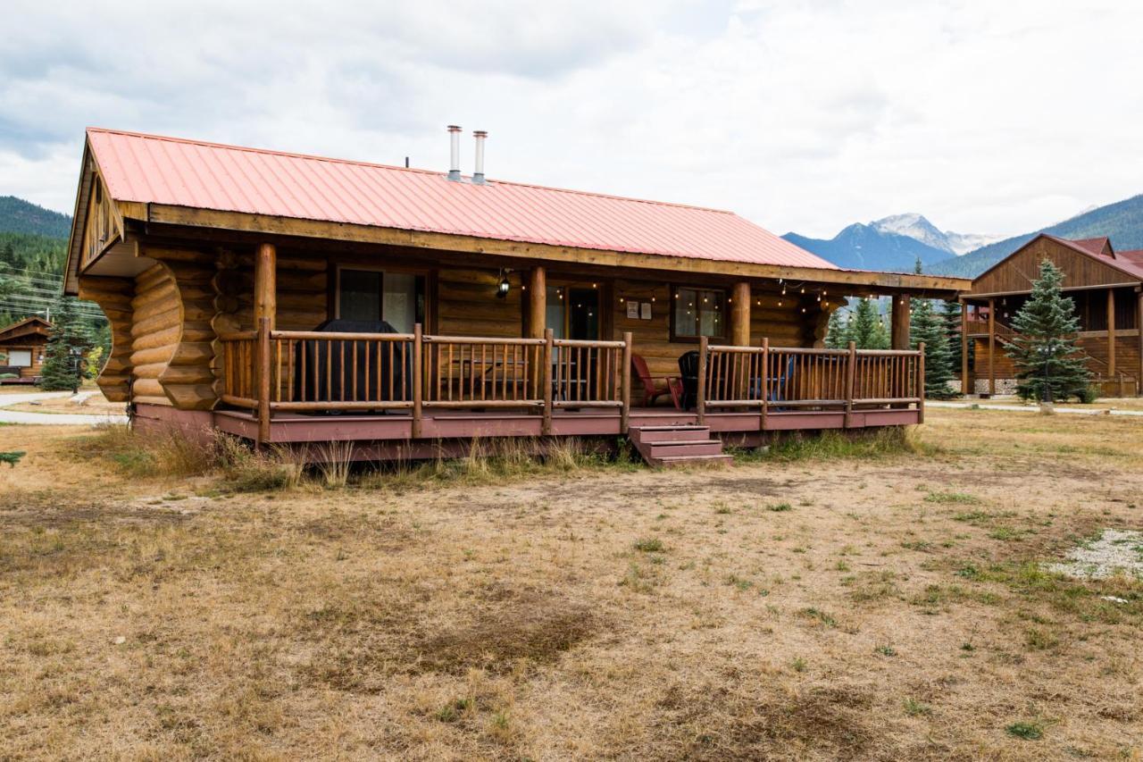 Glacier House & 4* Revelstoke