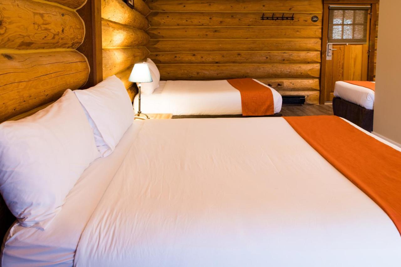 Glacier House & 4* Revelstoke
