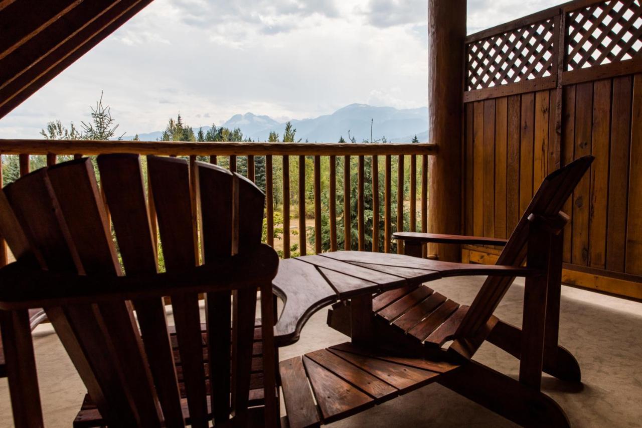 Glacier House & 4*