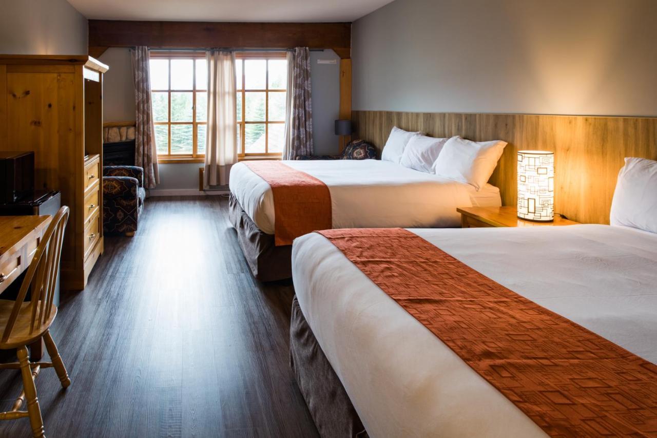 Glacier House & Resort