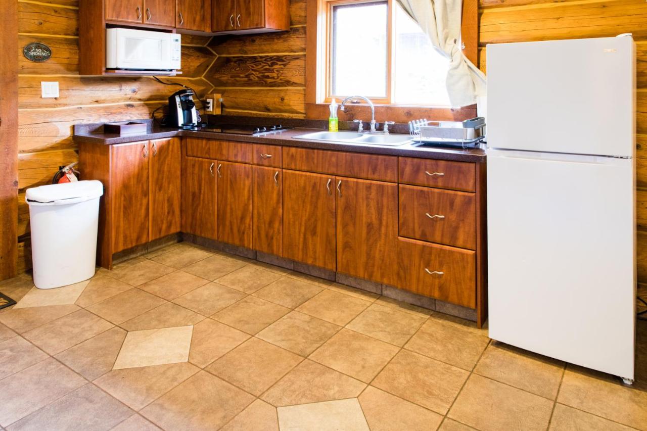 Glacier House &