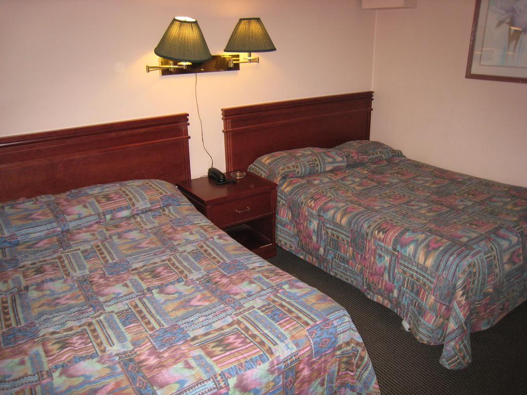 Motel Frontier Revelstoke