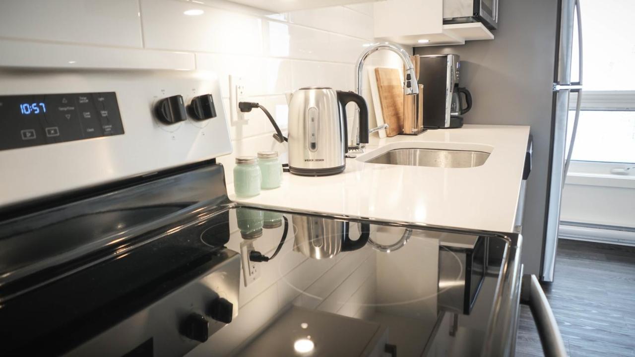 The Revy Den By Vacations Apartment Revelstoke