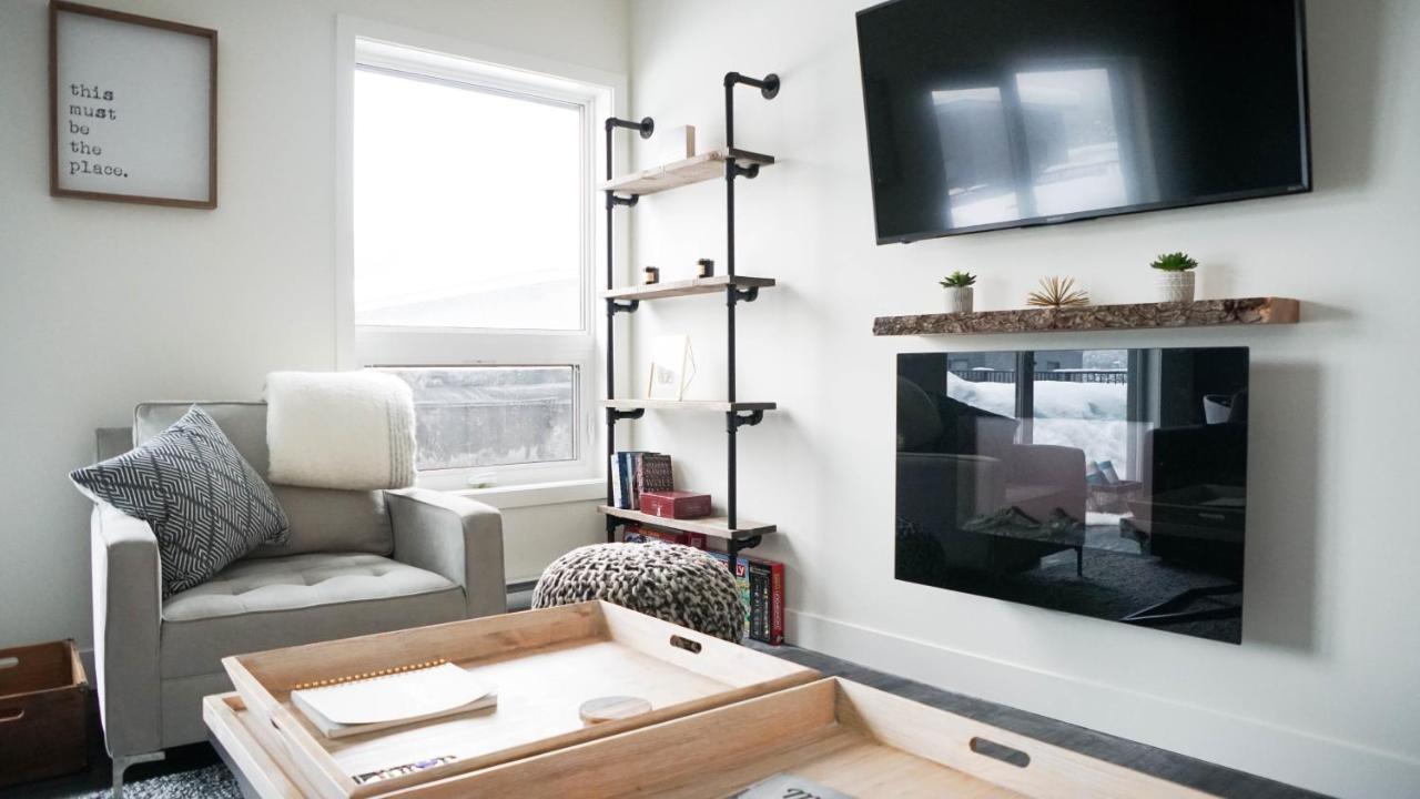 Apartment The Revy Den By Vacations