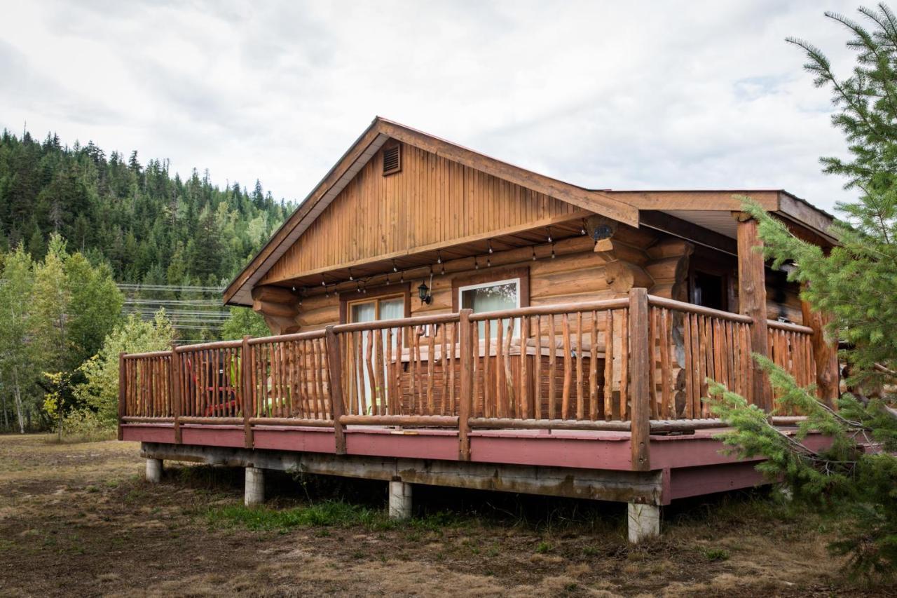 Glacier House & 4* Revelstoke