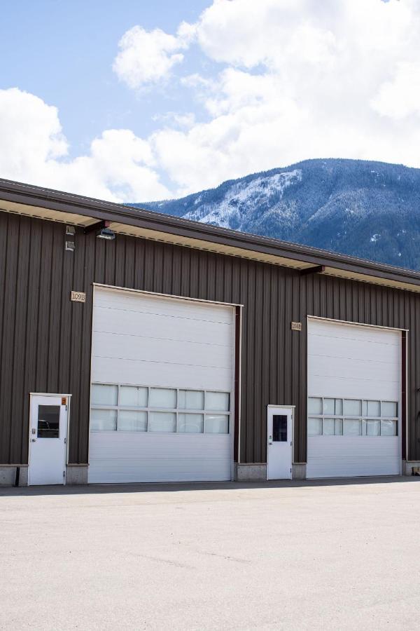 The Whiskey Jack By Vacations * Revelstoke
