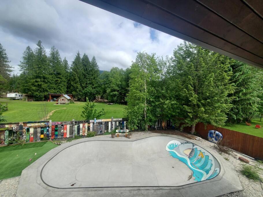 The 2 Bedrooms In Revelstoke!