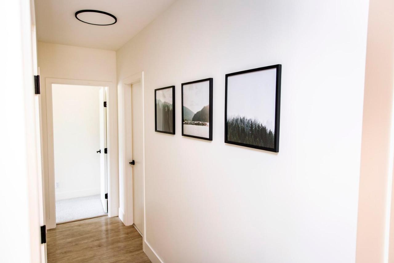 The Shred Shack - Stylish Revelstoke