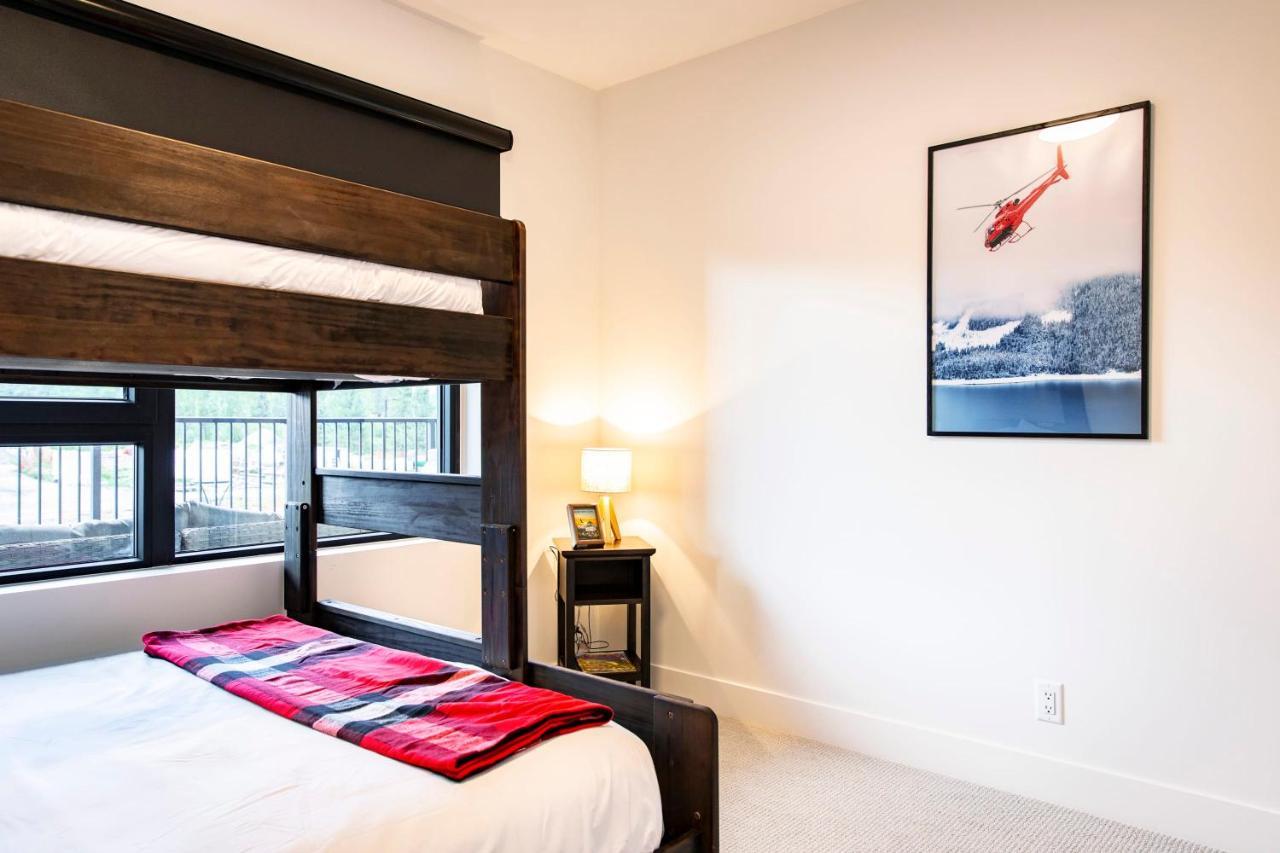 The Shred Shack - Stylish Holiday home Revelstoke