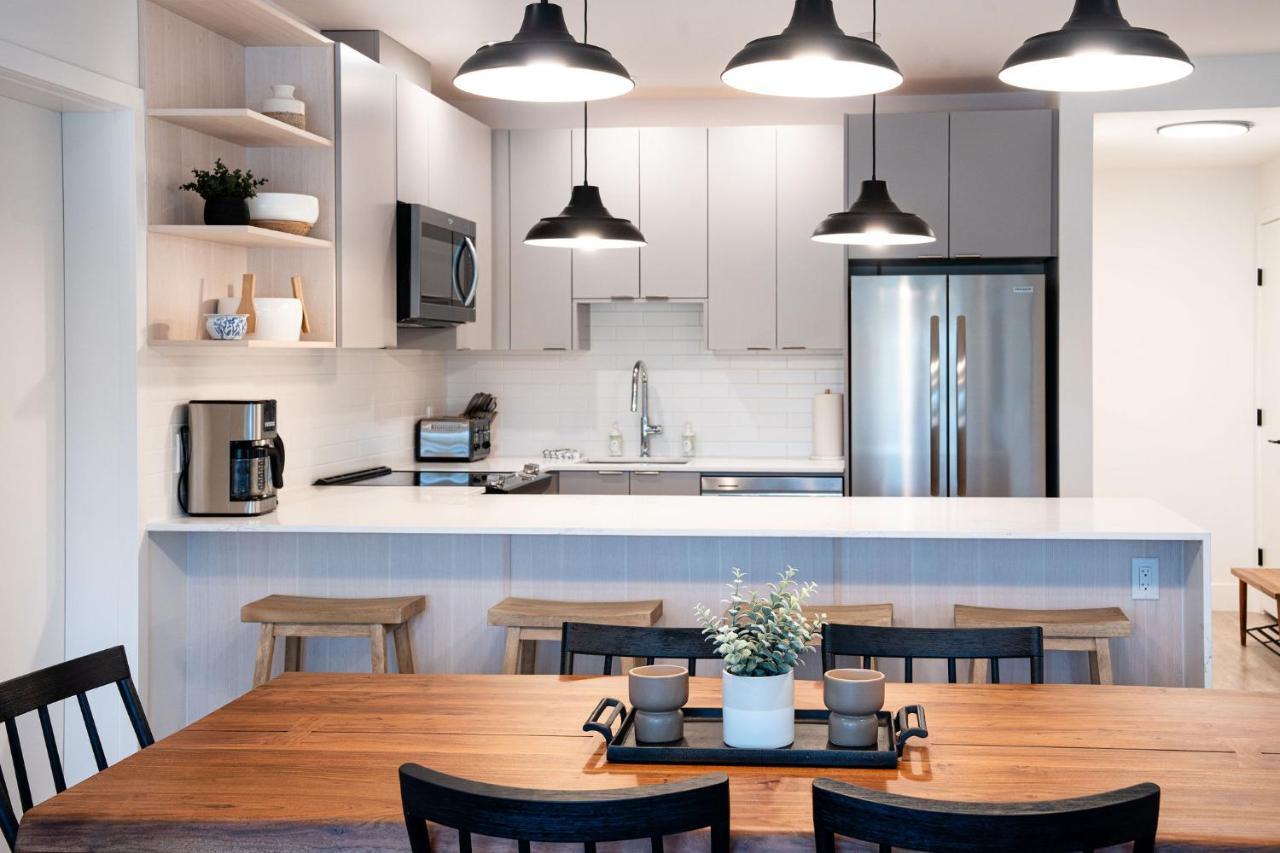 Farwell's Spike By Vacations Apartment Revelstoke