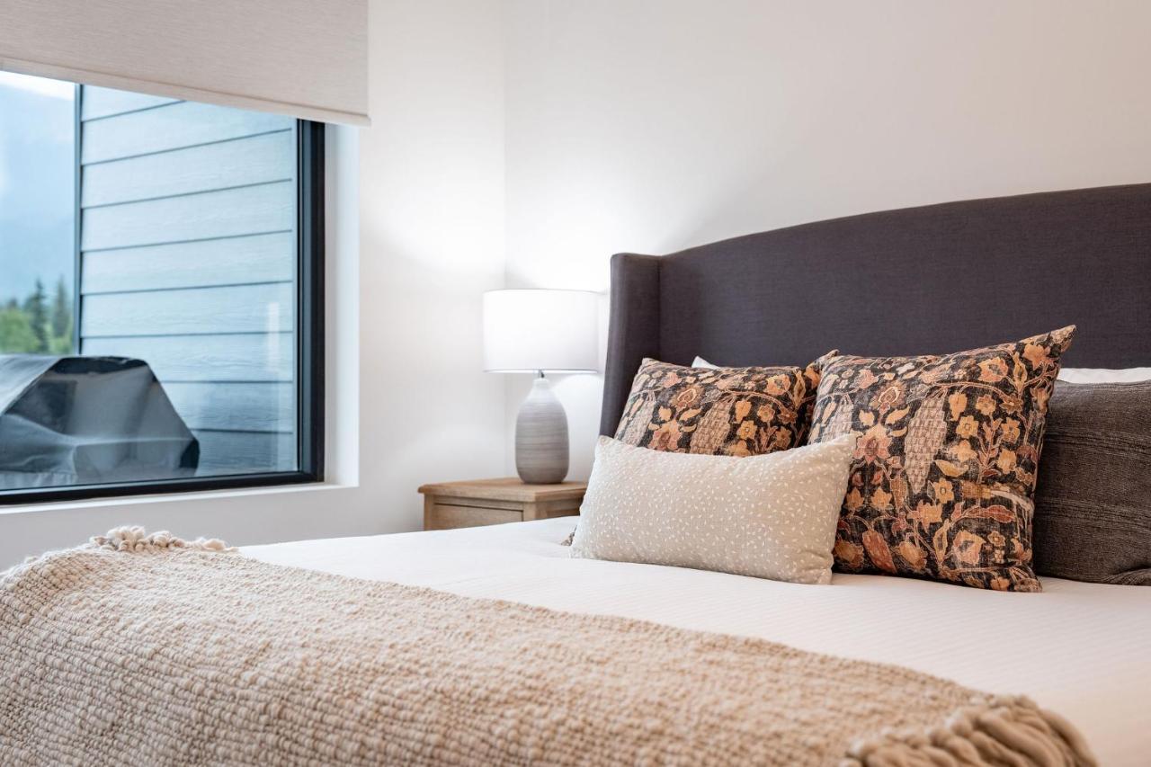 Apartment Farwell's Spike By Vacations Revelstoke