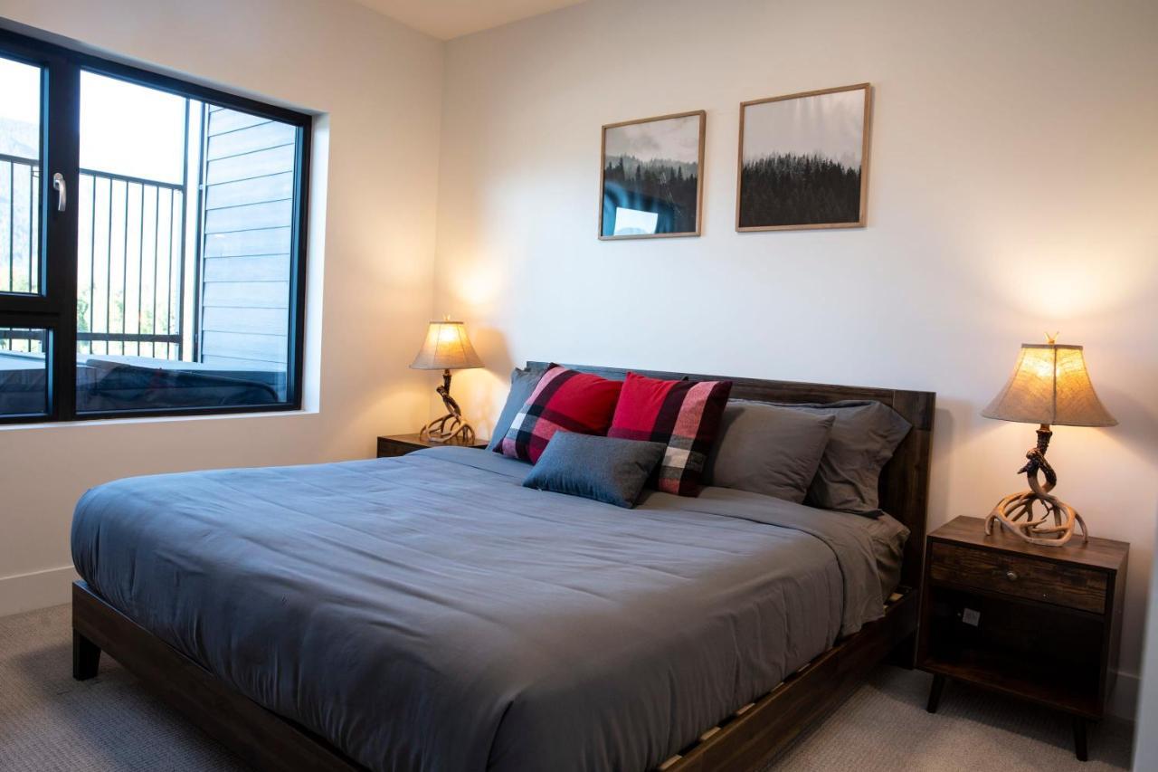 Selkirk Powder Dream - Cozy