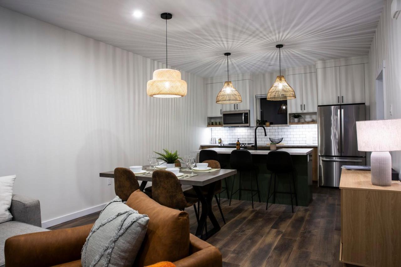 The Stellar - Cozy 2 Bedroom With Hot Tub