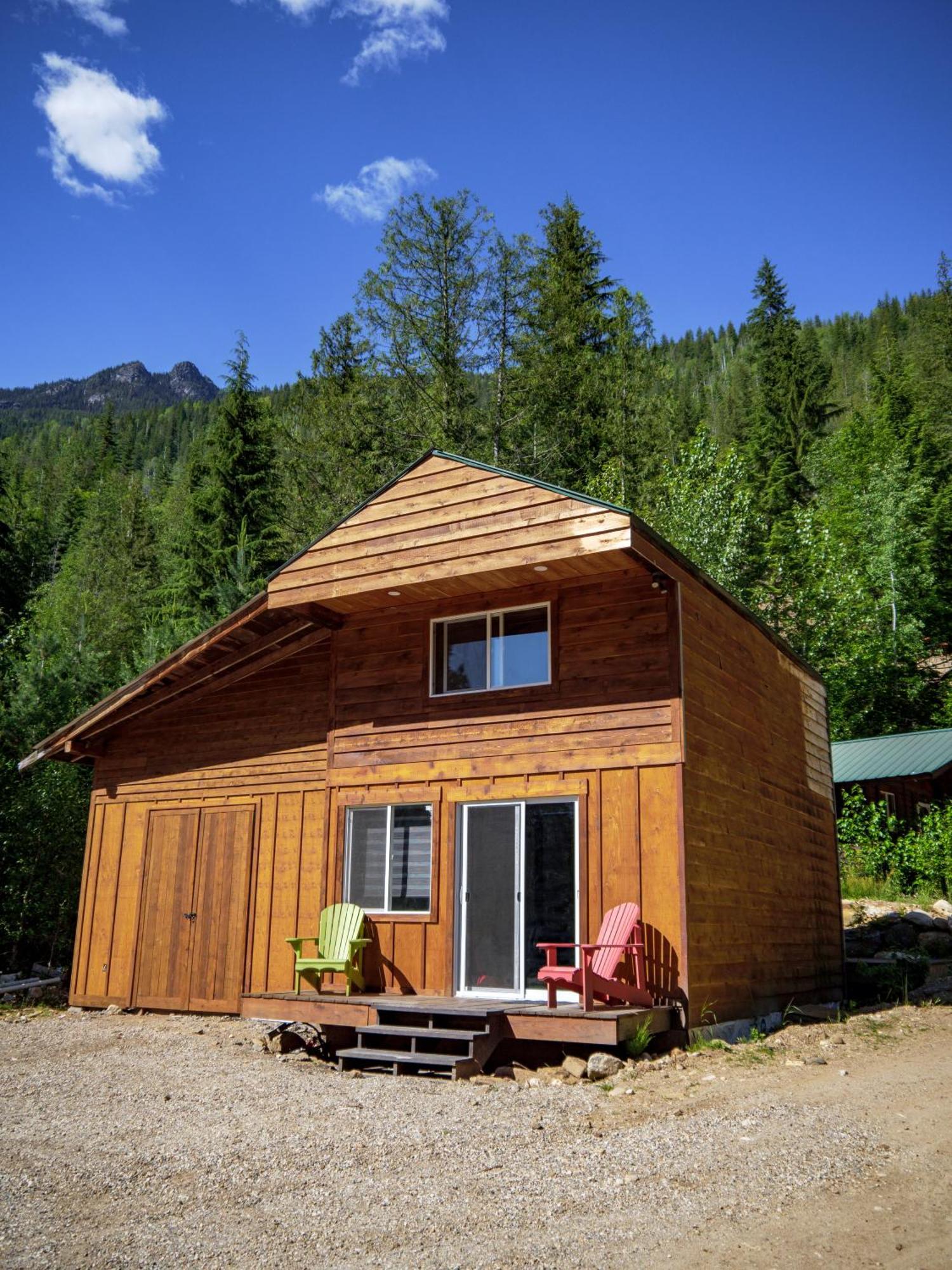 Noah's Ark 2* Revelstoke