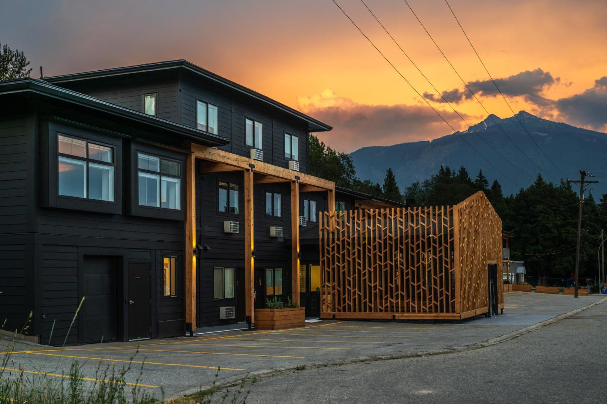 Vrge Hotel Revelstoke