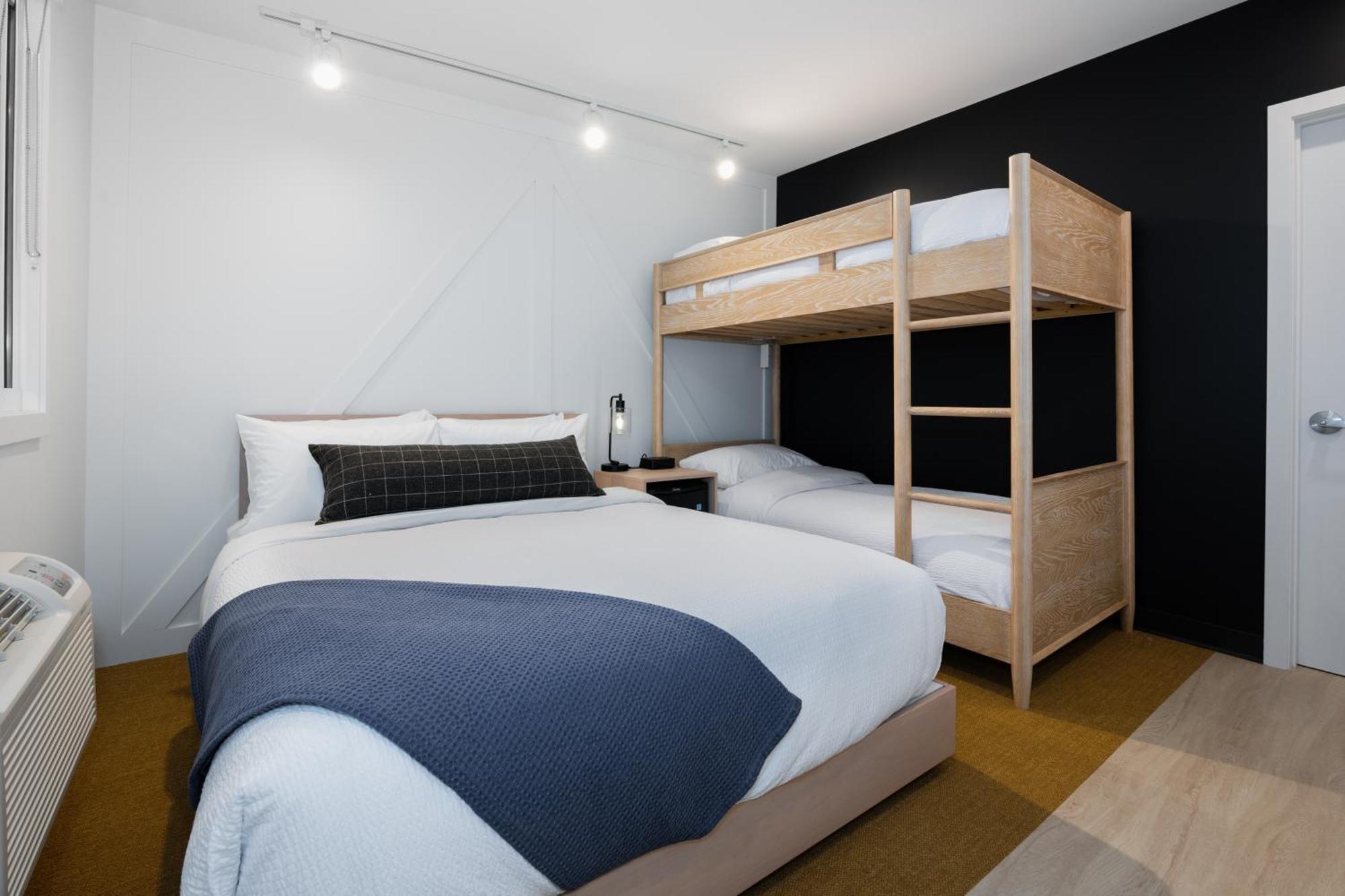 Hotel Vrge Revelstoke