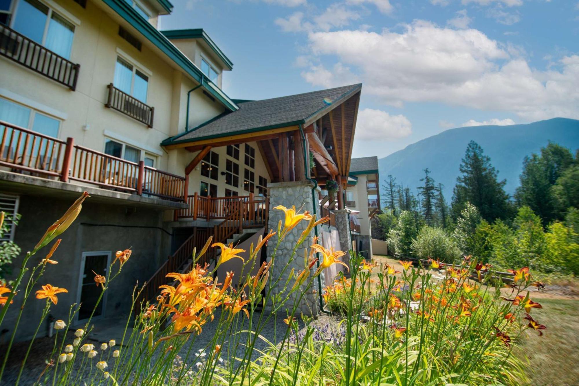 Hotel Coast Hillcrest 4*