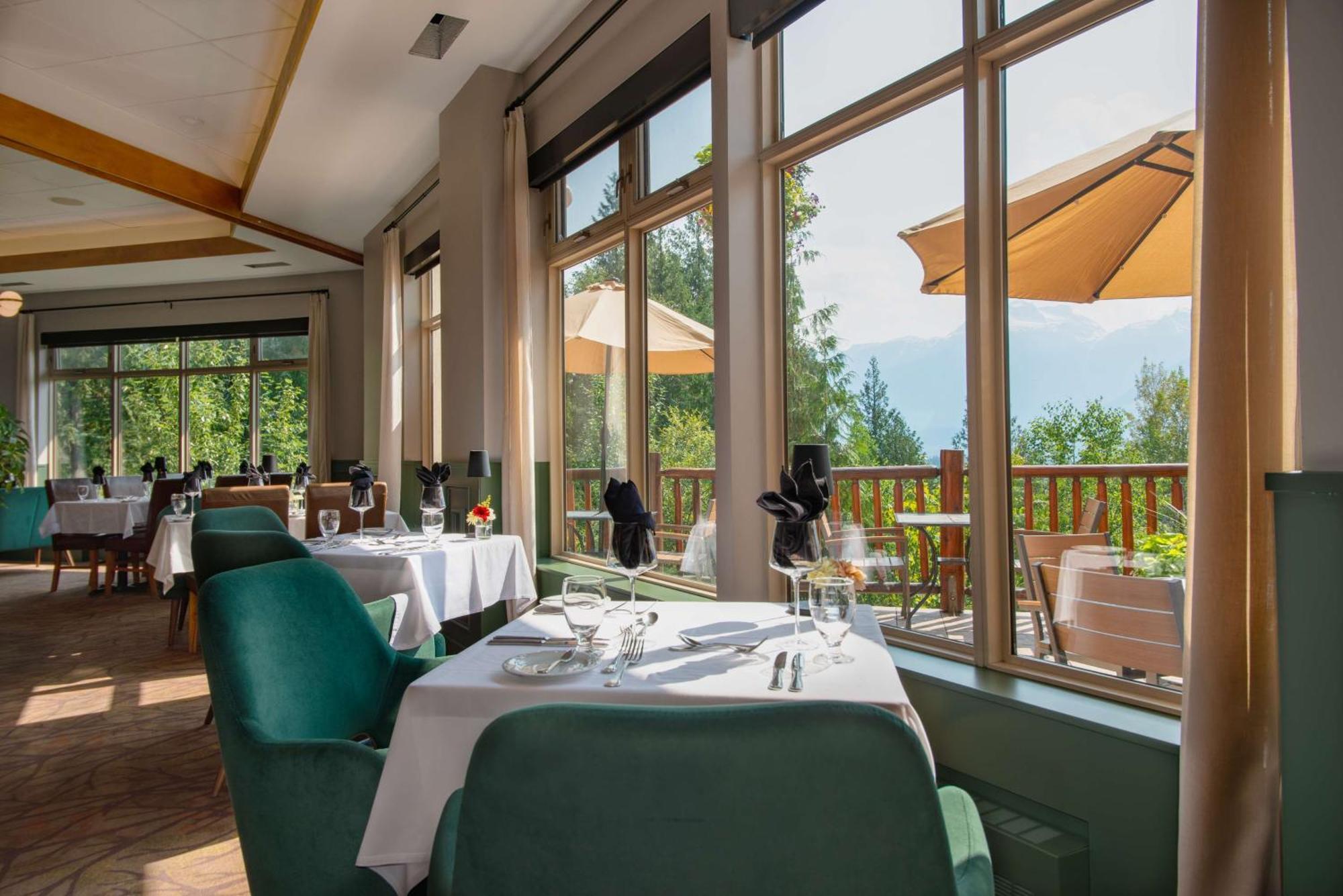 Coast Hillcrest Hotel Revelstoke